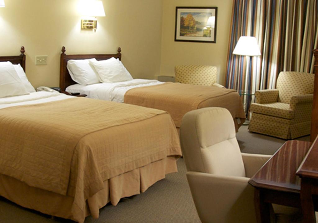 Americas Best Value Inn - Campus View Eau Claire Pokoj fotografie
