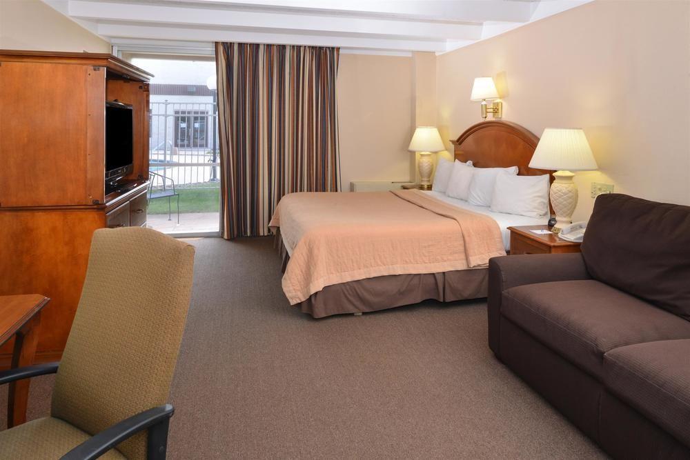 Americas Best Value Inn - Campus View Eau Claire Exteriér fotografie
