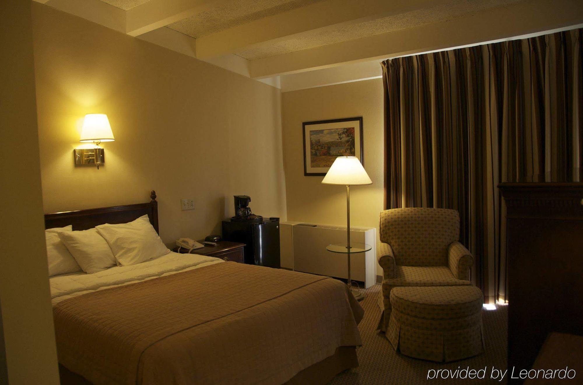 Americas Best Value Inn - Campus View Eau Claire Pokoj fotografie