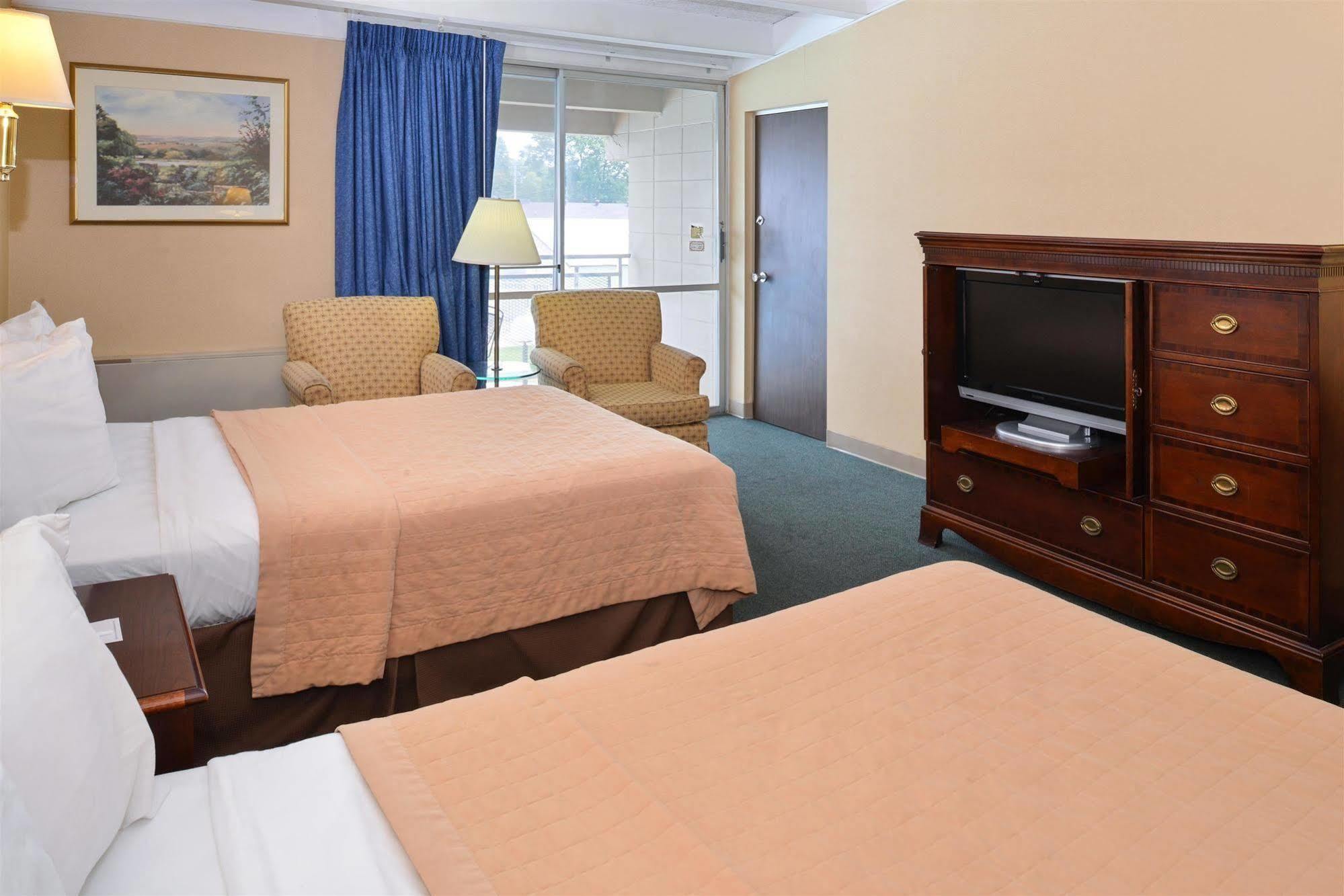 Americas Best Value Inn - Campus View Eau Claire Exteriér fotografie